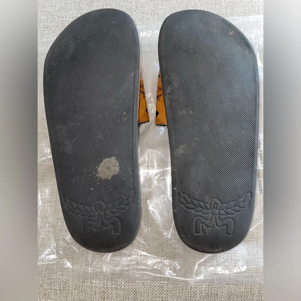MCM Black and Brown Slide Sandals - Picture 15 of 16